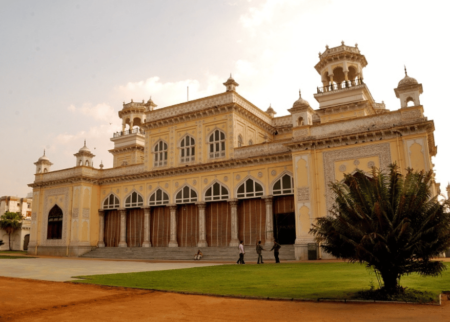 Golden glow of Chowmahalla Palace in the late afternoon.